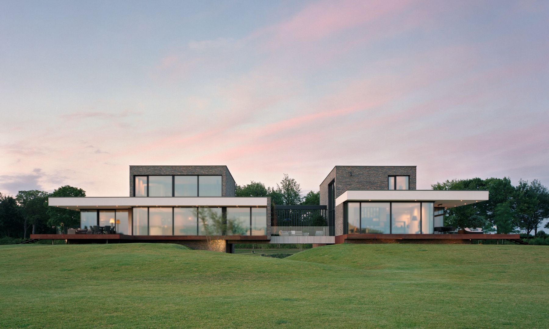 Twee villa's, één ontwerpgedachte  - Limburg, Engelman Architecten
